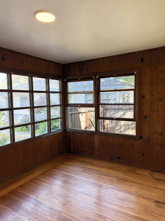 Foto del edificio - 1 Bed, 1 Bath in Glen Ellen