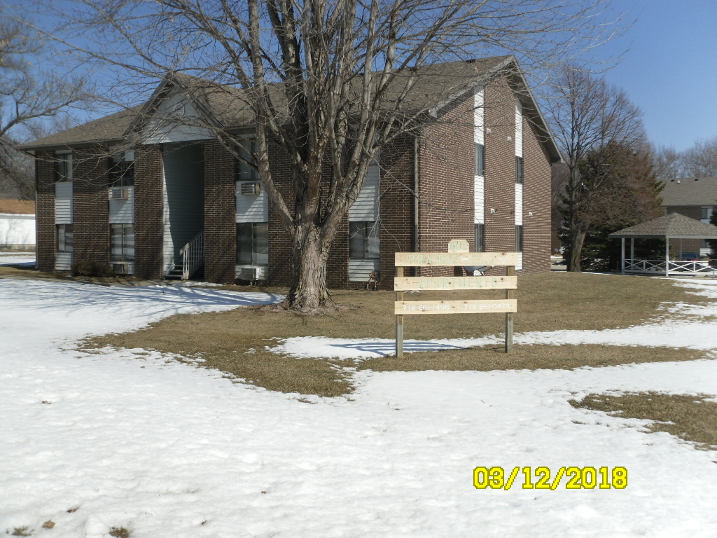 404 Mueller - 404 Mueller St