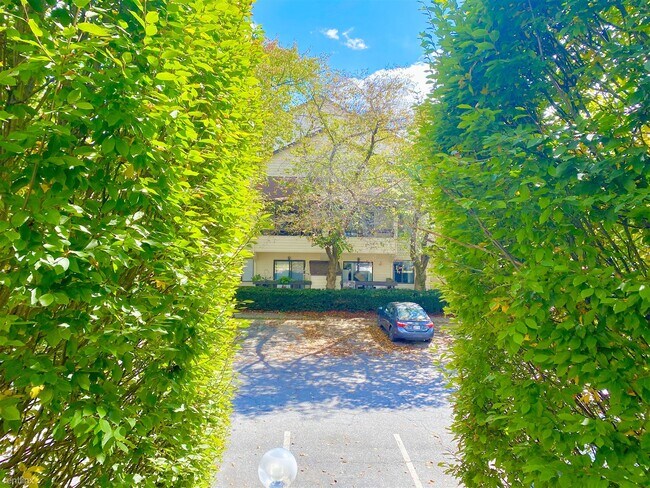 Foto del edificio - 18454 Bishopstone Ct