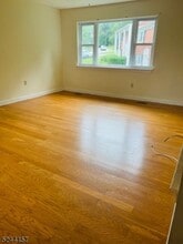 Building Photo - 65 Fox Hill Dr