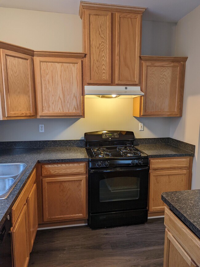 Building Photo - 2855-2885 5th St