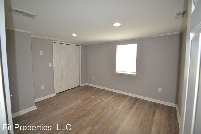Foto del edificio - 3 br, 1 bath House - 1932 NC Hwy 16 Business