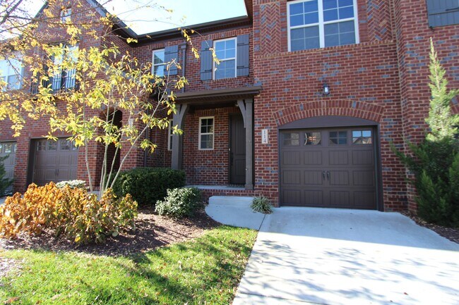 Building Photo - 114 Ambassador Private Cir