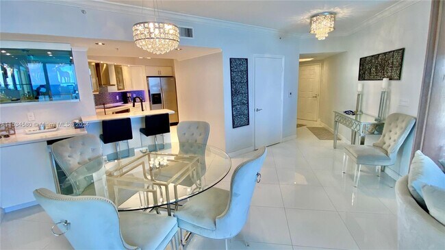 Building Photo - 16699 Collins Ave