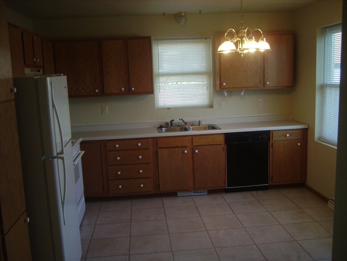 1277 Cold Spring Rd, Neenah, WI 54956 Apartments in Neenah, WI