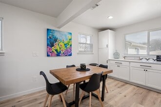 Building Photo - 6104 Reicher Dr