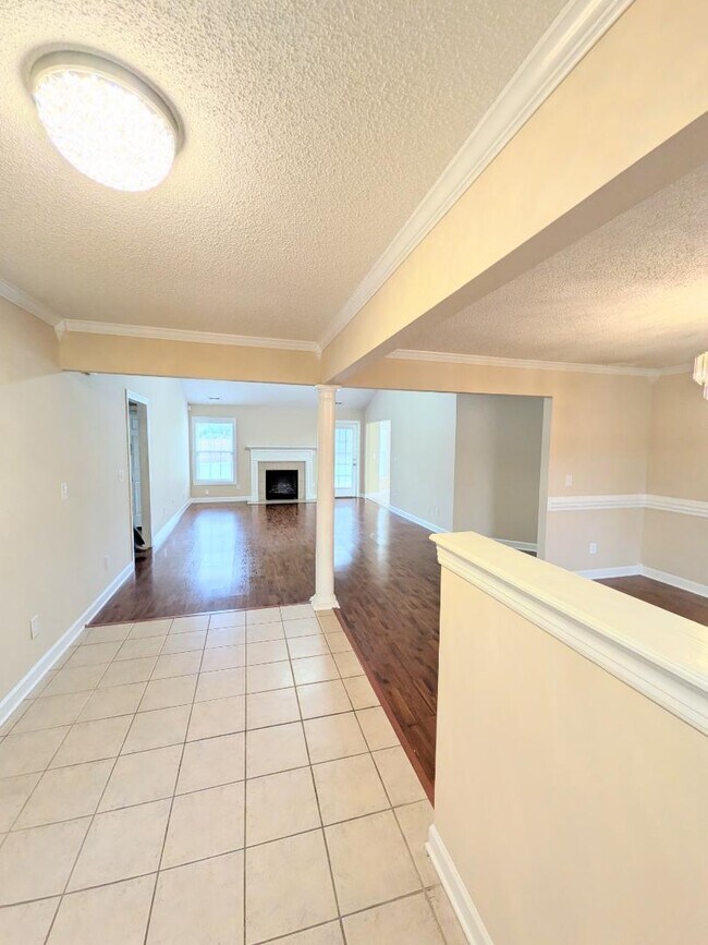 Foto del edificio - 102 Kilburn Cir