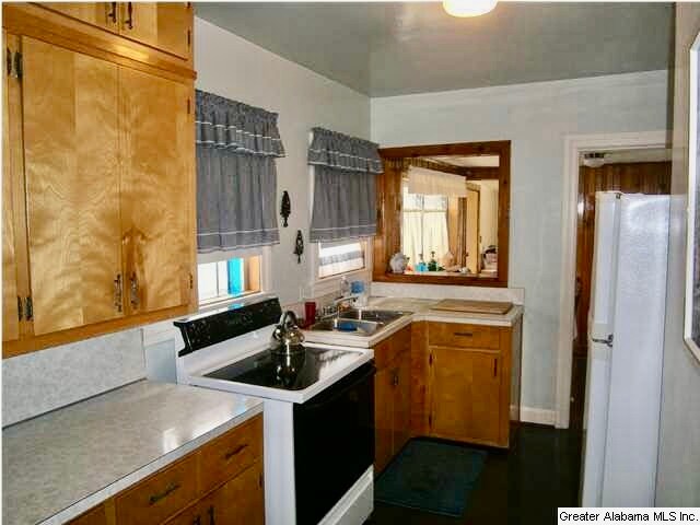 Building Photo - 1515 35th Street Ensley