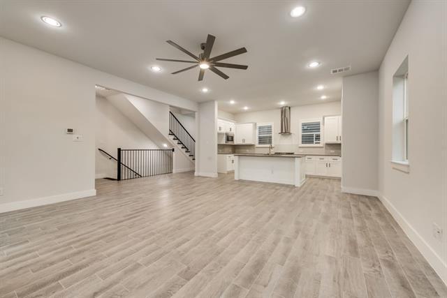 Foto del edificio - 2606 Carolwood Ln