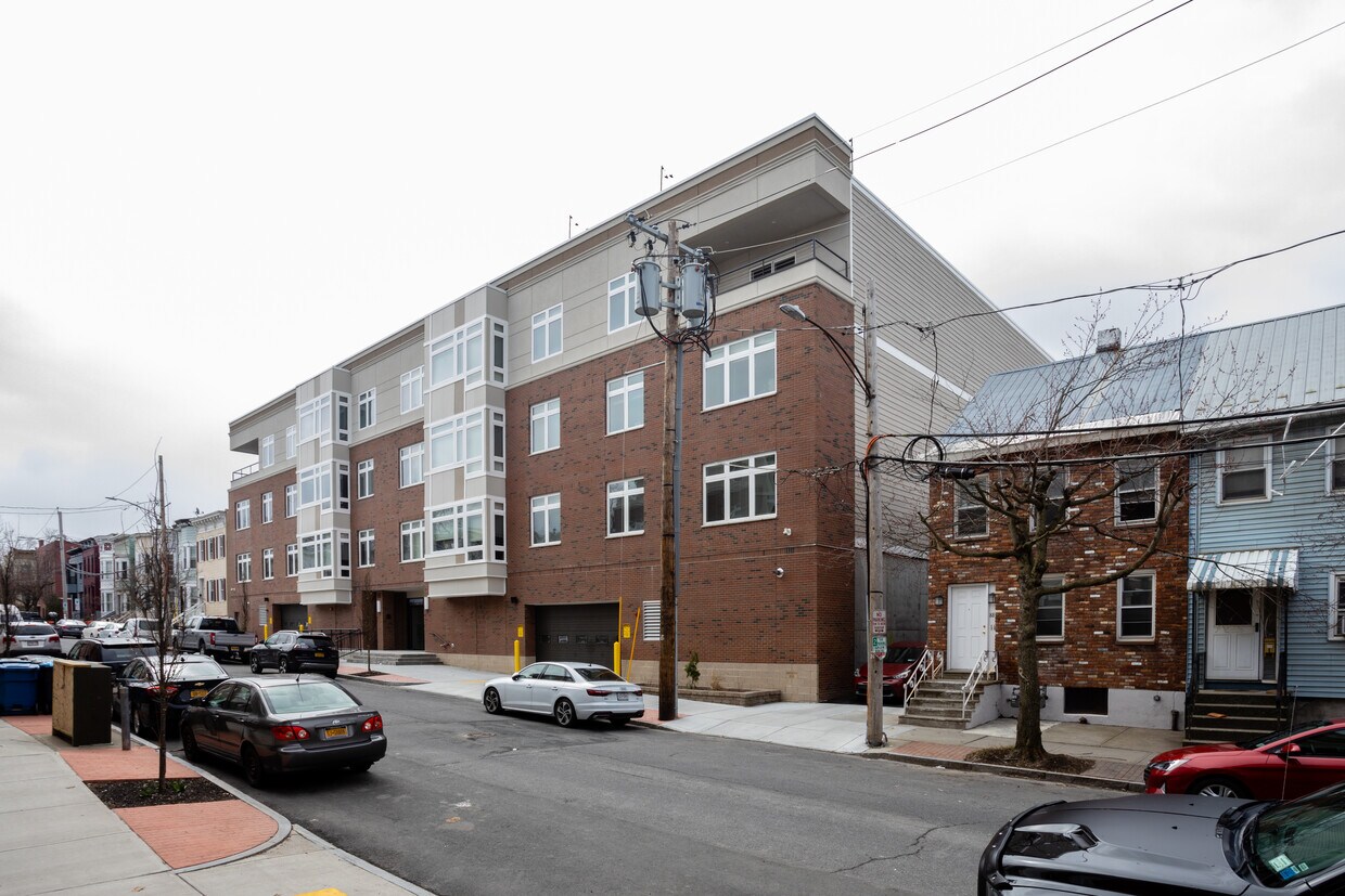 Primary Photo - The Reserve at Park South 2