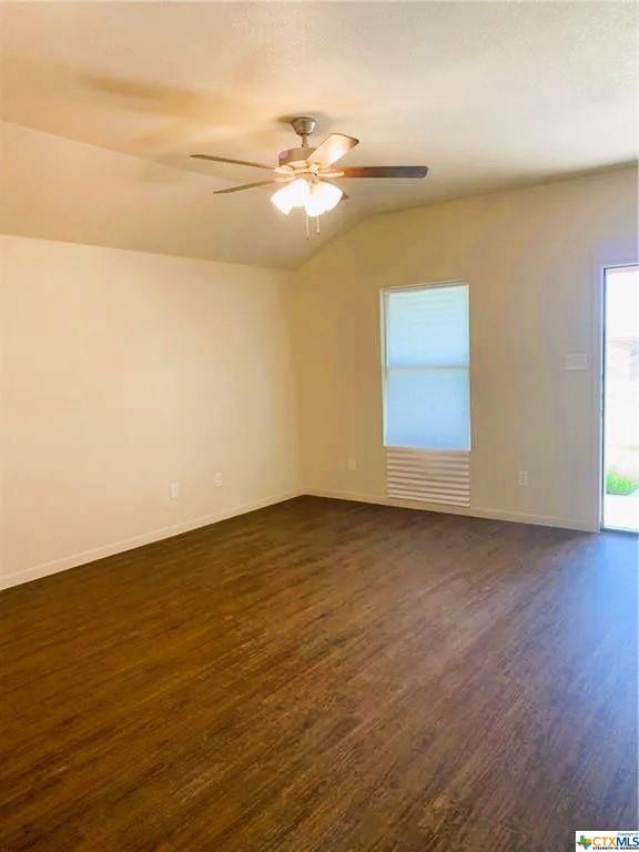 Foto del edificio - 5701 Rustler Dr