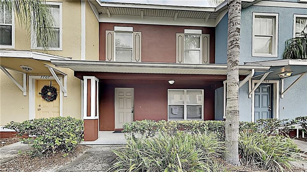 Primary Photo - Gorgeous, Three Bedroom, Two Bath Town Hou...