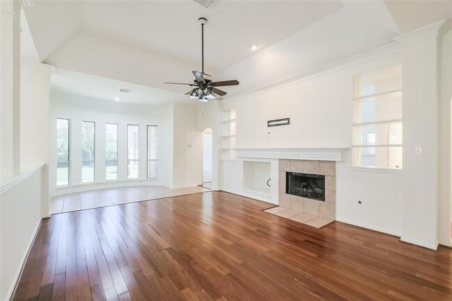 Building Photo - 3819 Bailey Ln