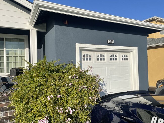 Building Photo - 3 br, 2 bath House - 3717 Casanova Drive
