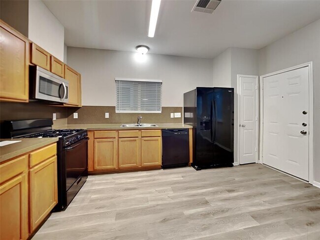Building Photo - 11732 Jelicoe Dr