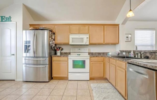 Building Photo - 4212 Agate Dr