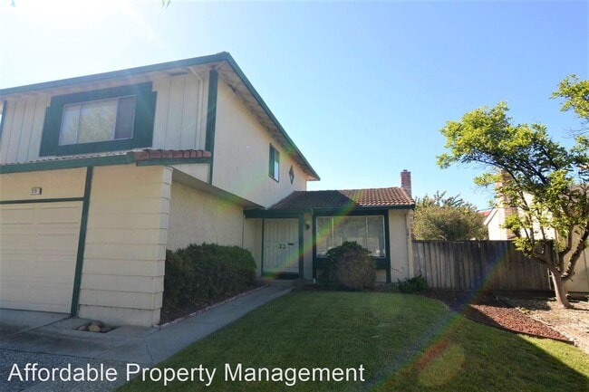 Building Photo - 4 br, 2.5 bath House - 213 Pagosa Way