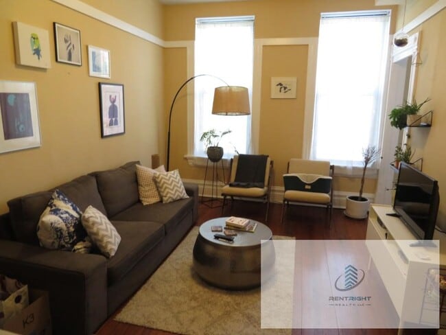 Foto del edificio - 1311 N Bosworth Ave