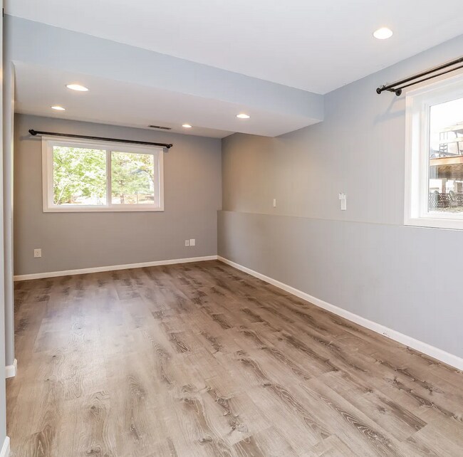 Foto del edificio - 5920 W 136th St