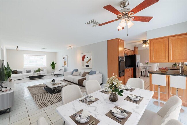 Building Photo - 2515 Tannehill Dr