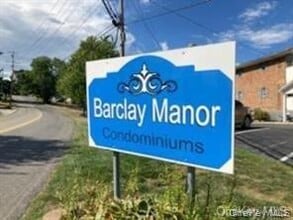 Building Photo - 502 Barclay Manor