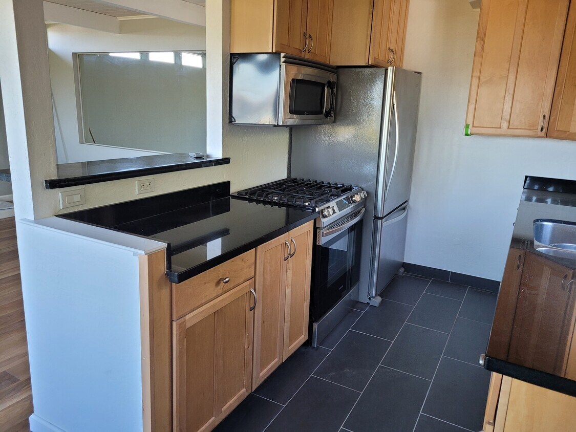 166 Woodward Ave, Sausalito, CA 94965 Townhome Rentals in Sausalito