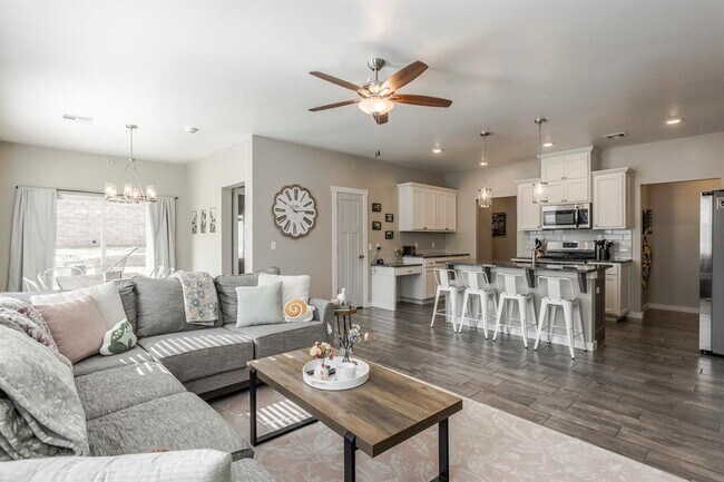 Foto del edificio - 612 NW 183rd St