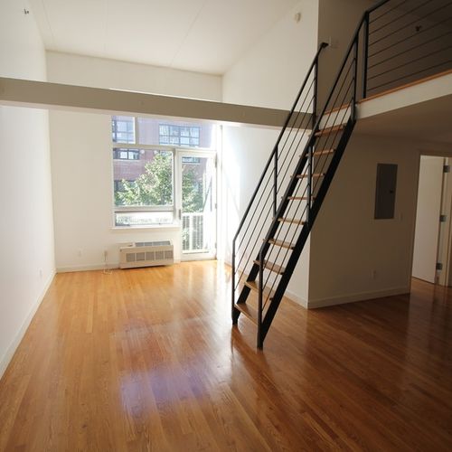 Building Photo - 342 Eldert St