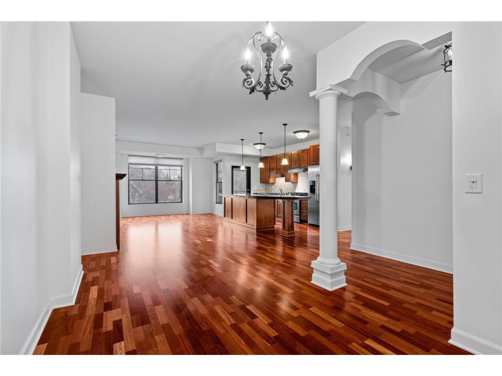 Foto principal - 317 Groveland Ave