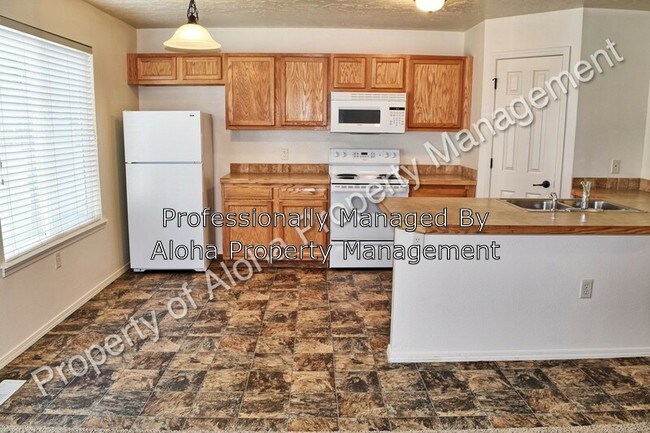 Foto del edificio - 1045 W Pine Ave