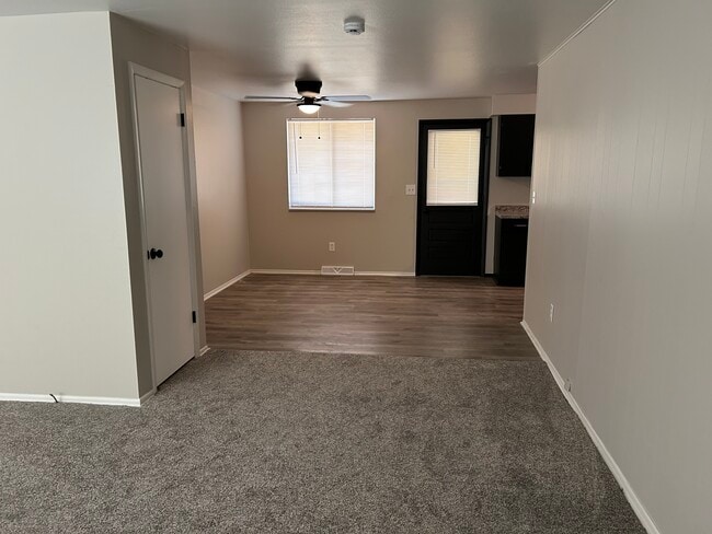 Photo - 1292 Moore St House