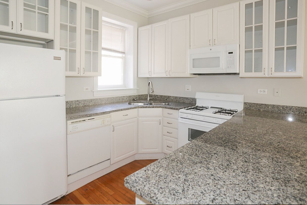 Foto principal - 1411 W Byron St