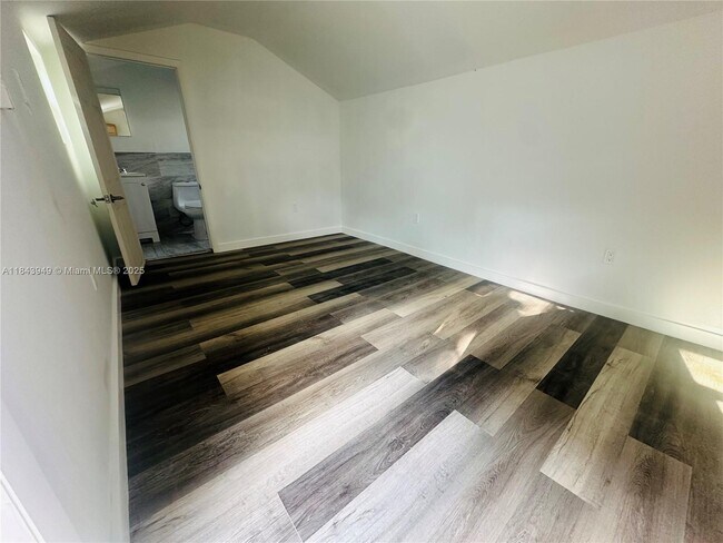 Building Photo - 3010 NW 95th Terrace
