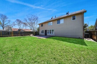 Building Photo - 8026 Big Oak Trail Dr