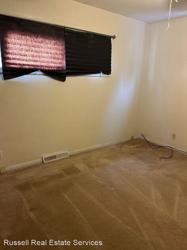 Foto del edificio - 3 br, 2 bath House - 861 E 245th St