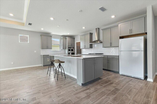 Building Photo - 115 Havencrest Ave