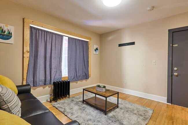 Foto del edificio - 198 Court St