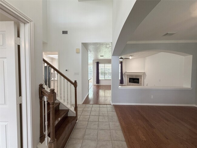 Building Photo - 12238 Ashford Valley Dr