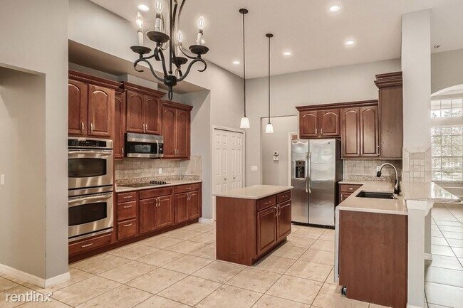 Foto del edificio - 5 br, 4 bath House - 929 Cavan Drive UNIT