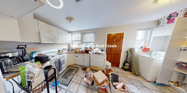 Foto del edificio - 53 Kelly Rd