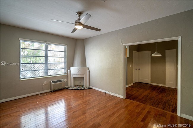 Foto del edificio - 850 15th St