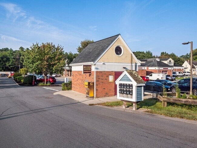 Building Photo - 97 Great Rd