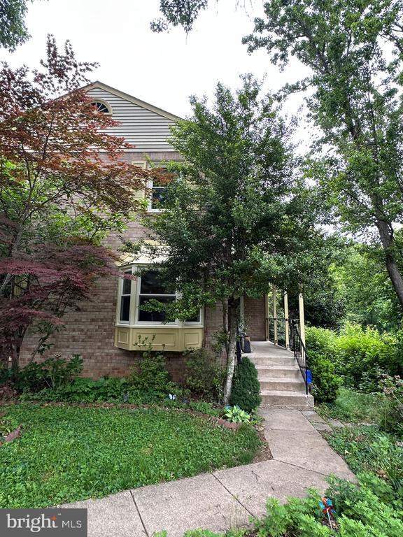 Building Photo - 7519 Heatherton Ln