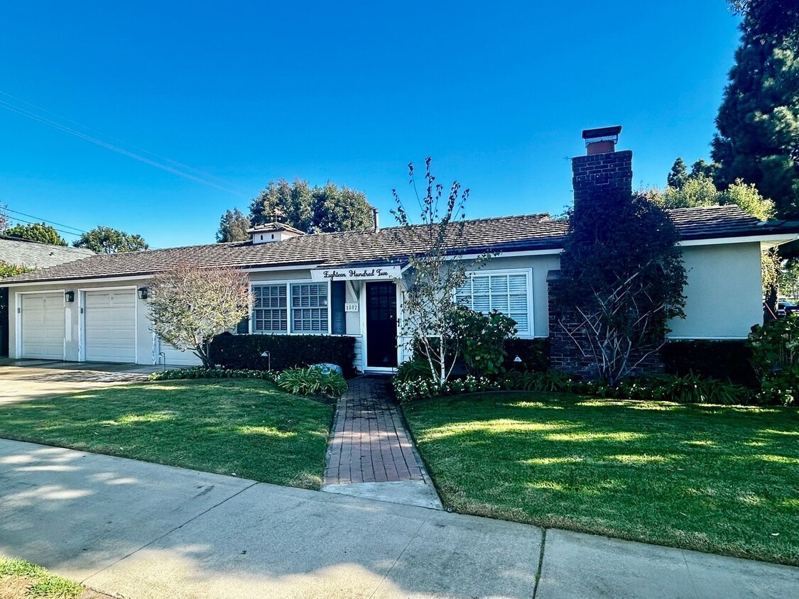 Primary Photo - 1802 Orange Ave