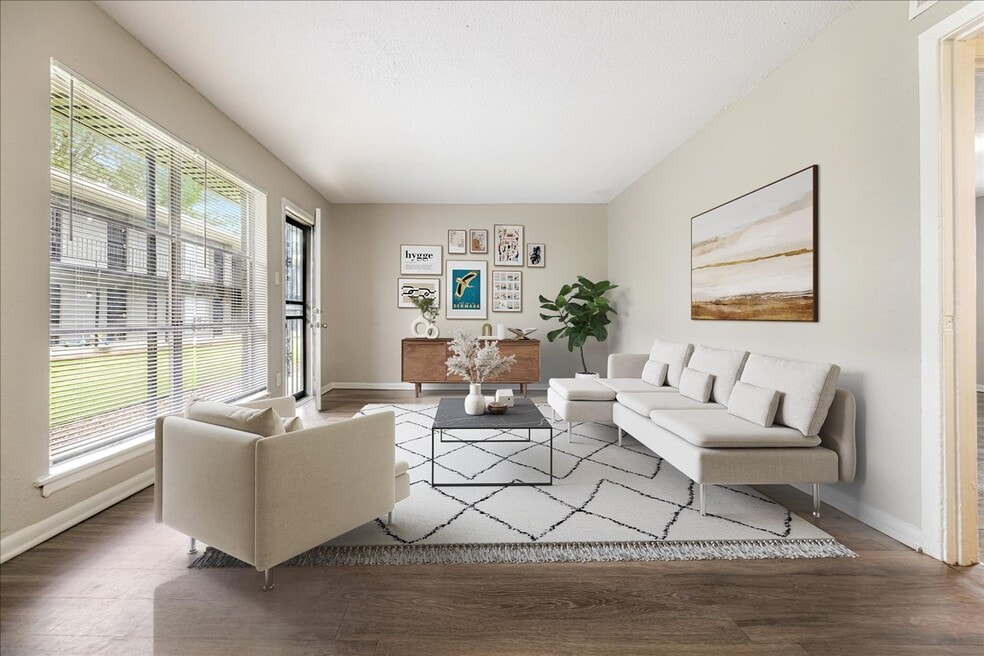 Macon Crossing Apartments
