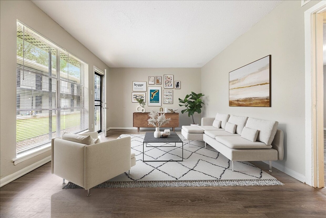 Primary Photo - Macon Crossing Apartments