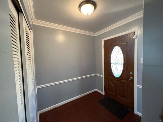 Foto del edificio - 1565 Zurich Dr