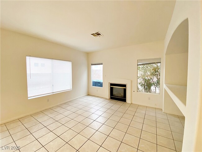 Building Photo - 7959 Blue Brook Dr