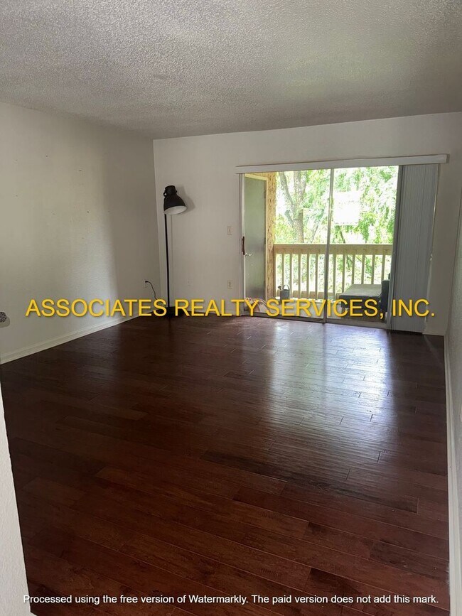 Foto del edificio - Spacious 2bed/2bath Condo in CREEK’S EDGE in NW Gainesville PRIVATE PATIO!!