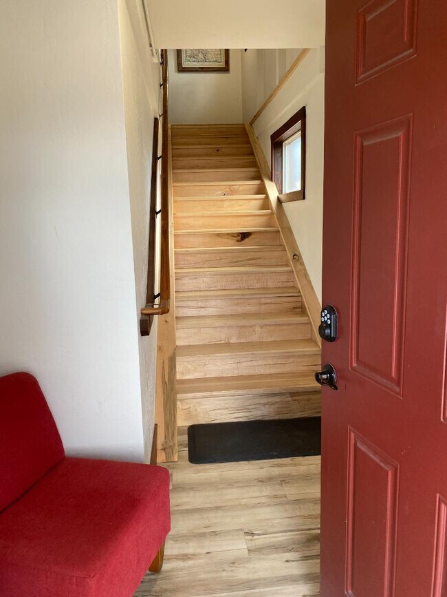 Foto del edificio - 444 E Montezuma Ave